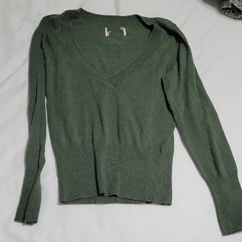 Long Sleeve Green Sweater